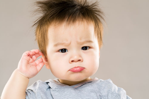 Tại sao trẻ bị viêm tai giữa?
