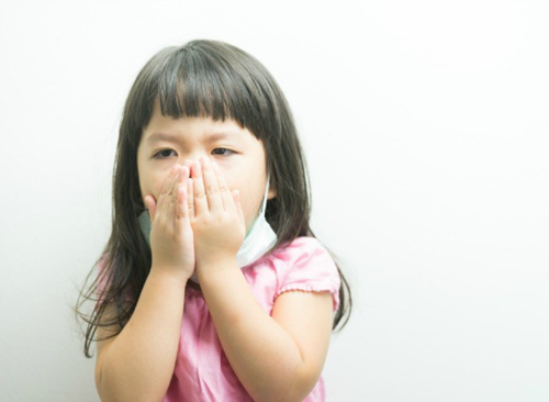 3 bước đơn giản giúp trẻ nằm điều hòa không bị nghẹt mũi, sổ mũi