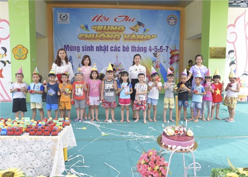 Các bé lớp MGL A5 với hội thi  Rung chuông vàng   và mừng sinh nhật các bé tháng 4, 5, 6, 7