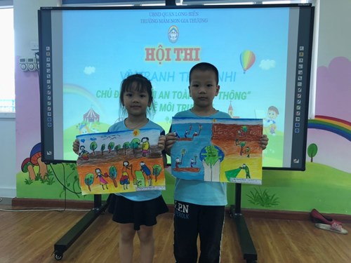 Các bé lớp MGL - A5 với hội thi Vẽ tranh về ATGT và Bảo vệ môi trường.