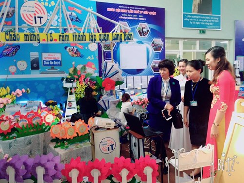 Trường mầm non Gia Thượng tham gia  Ngày hội CNTT lần thứ IV- quận Long Biên  năm học 2017-2018 