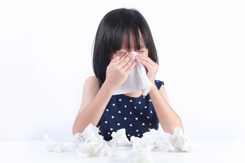 Viêm mũi họng ở trẻ sơ sinh: Nguyên nhân và cách chăm sóc