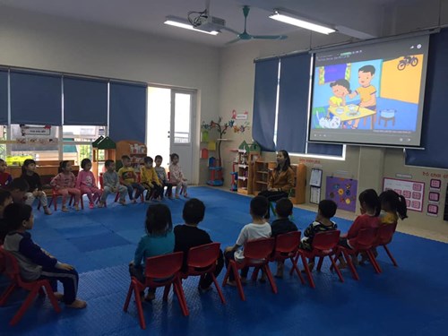 Lớp MGL A6 cùng nhau học bài thơ   Lời bé   _Nguyễn Văn Bình