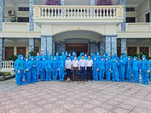 Trường MN Hoa Hướng Dương chung sức, quyết tâm đồng lòng cùng với UBND Phường Việt Hưng phòng chống dịch Covid – 19 