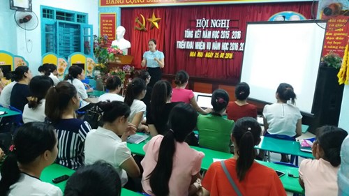 Trường mầm non Hoa Mai  tổ chức tập huấn chuyên đề khám phá cho giáo viên nhà trường