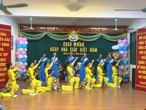 Trường Mầm non Hoa Sen tổ chức buổi Gặp mặt nhân kỷ niệm 38 năm ngày Nhà giáo Việt Nam