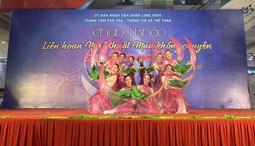 Trường Mầm non Hoa Sen tham gia chung khảo liên hoan nghệ thuật múa không chuyên quận Long Biên năm 2020