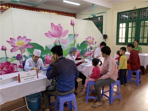 Trường mầm non Hoa Sen phối hợp với trạm Y tế phường Đức Giang tổ chức chiến dịch tiêm chủng mở rộng