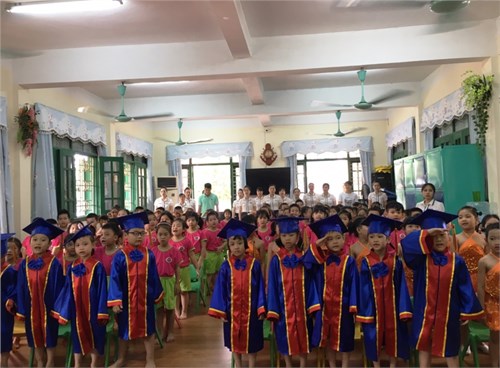 Trường mầm non Hoa Sen tổ chức Lễ tổng kết năm học 2017 - 2018 