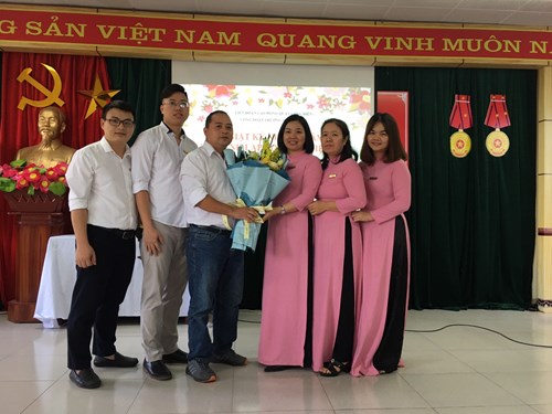 Trường mầm non Hoa Sữa tổ chức kỷ niệm ngày phụ nữ Việt Nam 20-10