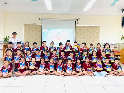 Hội thi  Rung chuông vàng  của các bé Lớp MGL A3 trường Mầm non Hoa Sữa