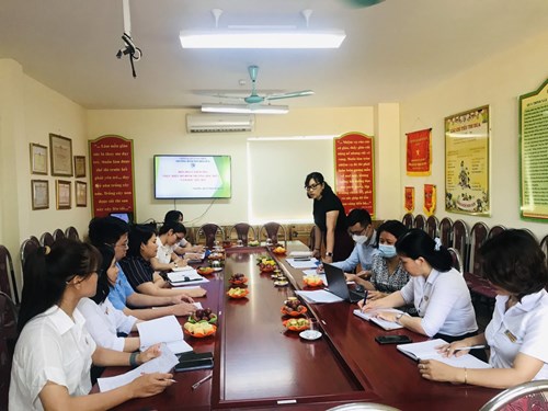 Trường mầm non Hoa Sữa đón đoàn kiểm tra công nhận mô hình trường học điện tử năm học 2021 – 2022 của UBND Quận Long Biên