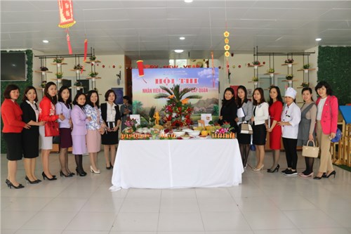 Tham gia Hội thi  Giáo viên dạy giỏi, nhân viên nuôi dưỡng giỏi cấp học mầm non quận Long Biên năm học 2017-2018