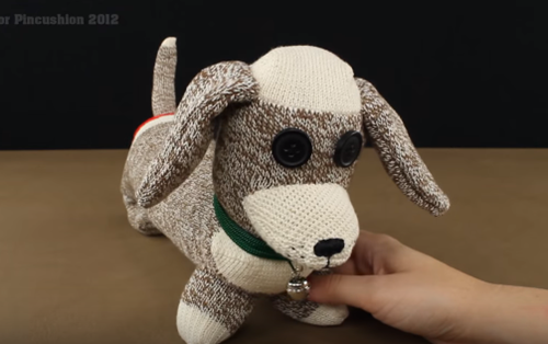 Đồ chơi tự tạo: Cách làm chú chó dễ thương nhồi bông bằng tất