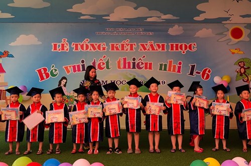 Trường Mầm non Hoa Thủy Tiên tưng bừng tổ chức lễ tổng kết năm học, bé vui Tết Thiếu nhi 1/6 năm học 2018-2019
