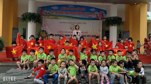 Hoạt động của các bé lớp B3 chào mừng ngày Nhà giáo Việt Nam 20/11.