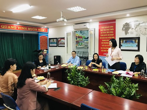 Trường Mầm non Hồng Tiến đón đoàn kiểm tra đánh giá công nhận đơn vị văn hóa của quận Long Biên.