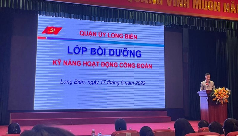 Trường mầm non Long Biên tham gia Lớp bồi dưỡng nghiệp vụ công tác công đoàn do Liên đoàn quận Long Biên tổ chức.