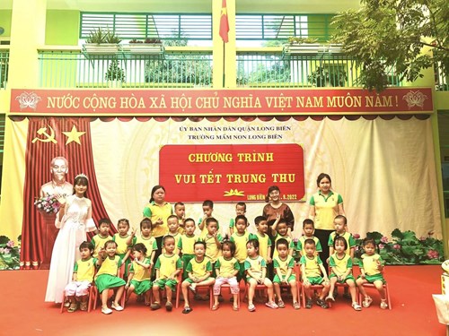 Trung thu 2022 của các bé lớp B3 trường mầm non Long Biên.