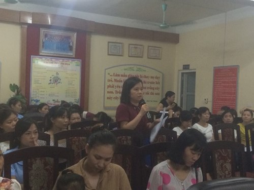 Trường MN Long Biên tổ chức họp ban đại diện cha mẹ học sinh và tuyên truyền về dịch bệnh sốt xuất huyết