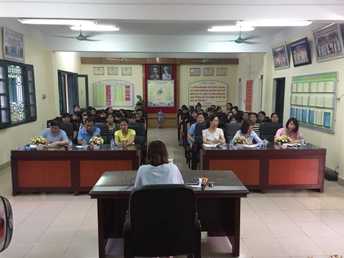 Trường MN Long Biên tổ chức họp phụ huynh cuối năm