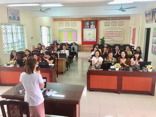 Trường mầm non Long Biên tổ chức buổi tập huấn biện pháp phòng chống bệnh Covid - 19 trong các cơ sở giáo dục