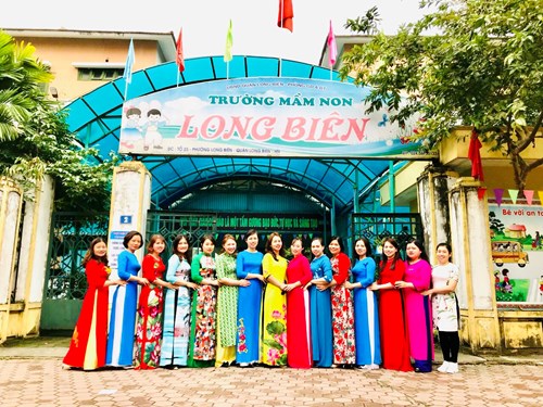 Trường Mầm non Long Biên hưởng ứng “ Tuần lễ áo dài việt Nam”