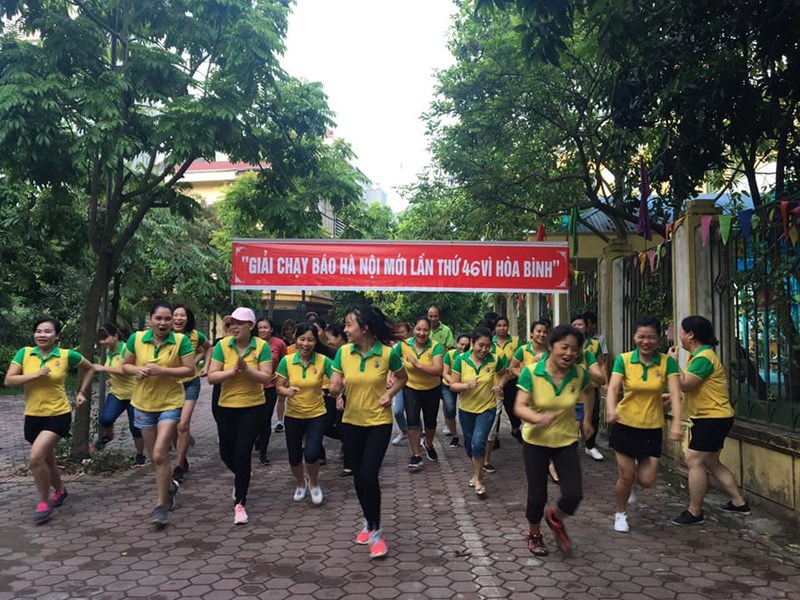 Trường mầm non Long Biên tổ chức chạy Giải Báo Hà nội mới lần thứ 46 vì hòa bình năm 2019
