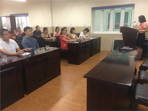 Trường mầm non Long Biên A tổ chức họp Ban đại diện cha mẹ học sinh năm học 2019 – 2020.