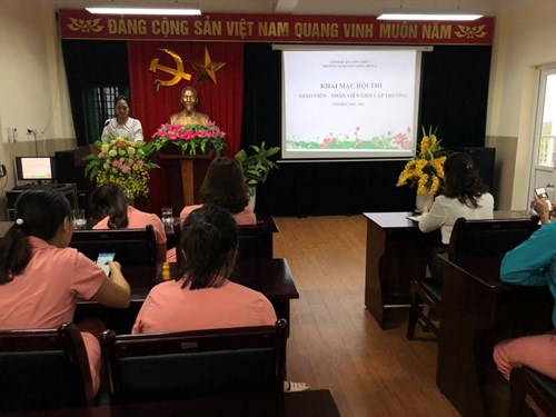 Trường mầm non Long Biên A tổ chức khai mạc hội thi giáo viên giỏi, nhân viên nuôi dưỡng giỏi cấp trường năm học 2020 - 2021
