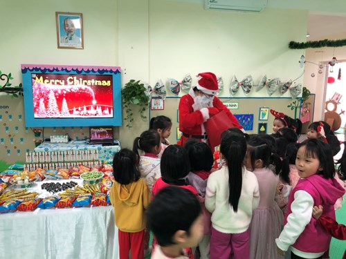 Vui đón Noel cùng các bé lớp MGLA1