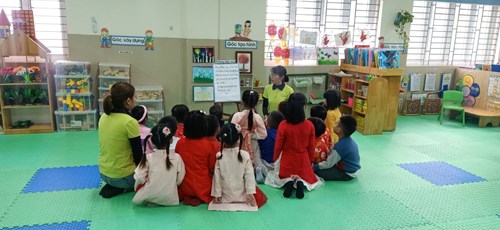Trường MN Long Biên A tổ chức kiến tập chuyên đề  Trường, lớp mầm non hạnh phúc  tại lớp MGL A2