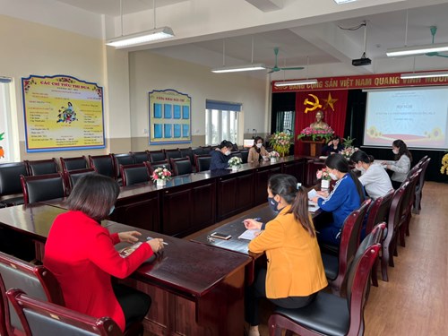 Trường MN Long Biên A tổ chức Hội nghị sơ kết học kỳ I - Năm học 2021 - 2022