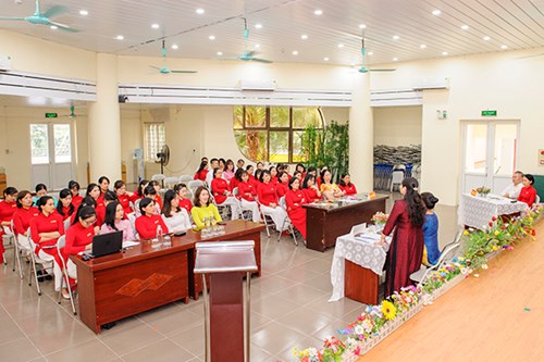 Hội nghị Cán bộ, công chức, viên chức năm học 2022 - 2023 của trường MN Phúc Đồng đã diễn ra thành công, tốt đẹp.