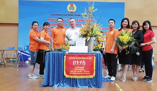 Công đoàn trường Mầm non Phúc Đồng sôi nổi tham gia  ngày hội Văn hóa thể thao do Liên Đoàn Lao Động quận Long Biên tổ chức