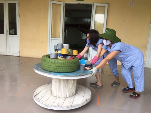 Trường mầm non Phúc Đồng tổng vệ sinh, thu dọn bàn giao mặt bằng cho đội thi công phục vụ sửa chữa trường học giai đoạn 2 chuẩn bị cho năm học 2021 – 2022