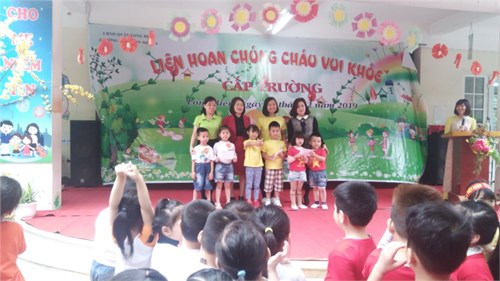 Ngày 27 tháng 2 năm 2019, trường mầm non Sơn Ca tưng bừng tổ chức “Liên hoan chúng cháu vui khỏe ” cấp trường năm học 2018 - 2019.