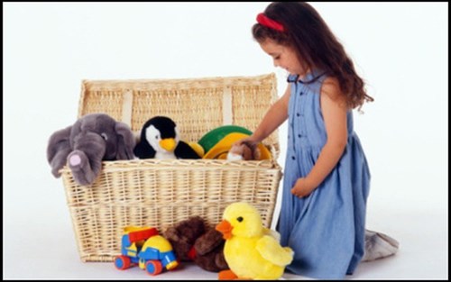 Dạy con tự dọn đồ chơi - bài học tự lập đầu tiên của mọi em bé