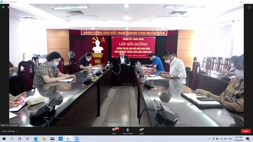 Trường MN Thạch Bàn tham gia lớp tập huấn chính trị hè