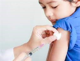 Sắp tiêm vaccine COVID-19 cho trẻ từ 5 - dưới 12 tuổi, cha mẹ cần chuẩn bị gì? Trẻ mắc bệnh nào không được tiêm?