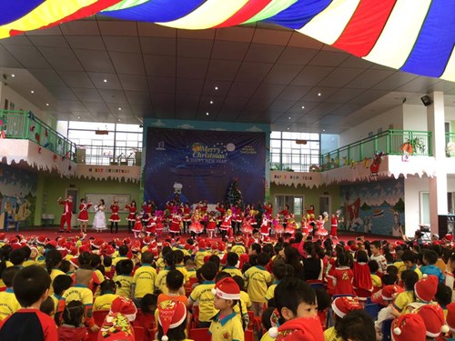 Các bé trường mầm non Thạch Bàn tưng bừng với lễ hội Noel 2016 