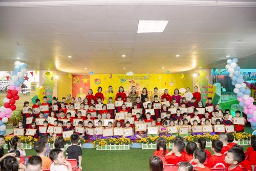 Trường mầm non Thạch Cầu tưng bừng tổ chức lễ tổng kết năm học 2021 – 2022 – Chia tay các bé khối mẫu giáo lớn ra trường.