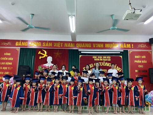 Trường mầm non Thạch Cầu tổ chức hội thi “ Rung chuông vàng” năm học 2021- 2022