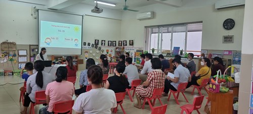 Trường mầm non Thạch Cầu tổ chức họp phụ huynh toàn trường tổng kết năm học 2021 -2022.