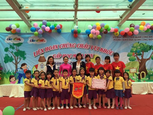 Trường mầm non Thạch Cầu đạt giải nhì “Liên hoan chúng cháu vui khỏe ” cấp học mầm non quận Long Biên 