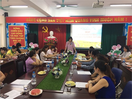 Trường mầm non Thạch Cầu tổ chức họp phụ huynh tổng kết năm học 2017 -2018 