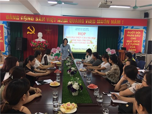 Trường mầm non Thạch Cầu tổ chức họp phụ huynh tổng kết năm học 2018 -2019