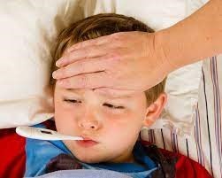 Sai lầm dễ gặp khi cho trẻ uống thuốc hạ sốt