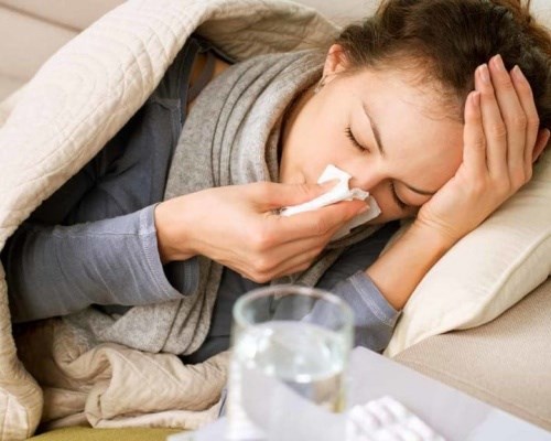 Bệnh cúm có biểu hiện giống cảm cúm thông thường không; ai dễ mắc?