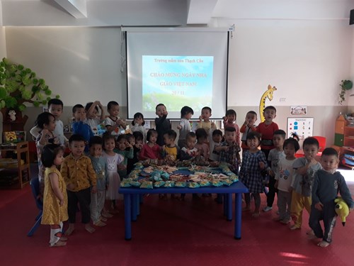 Lớp MGB C3 với các hoạt động chào mừng kỷ niệm 38 năm ngày nhà giáo Việt Nam 20/11  
